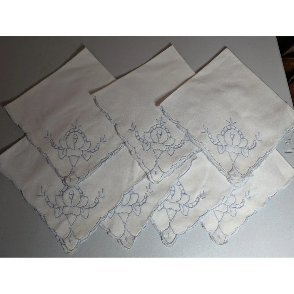 Vintage White Linen Napkins Set 6 Blue Floral Embroidery Scalloped Cutwork 16x16